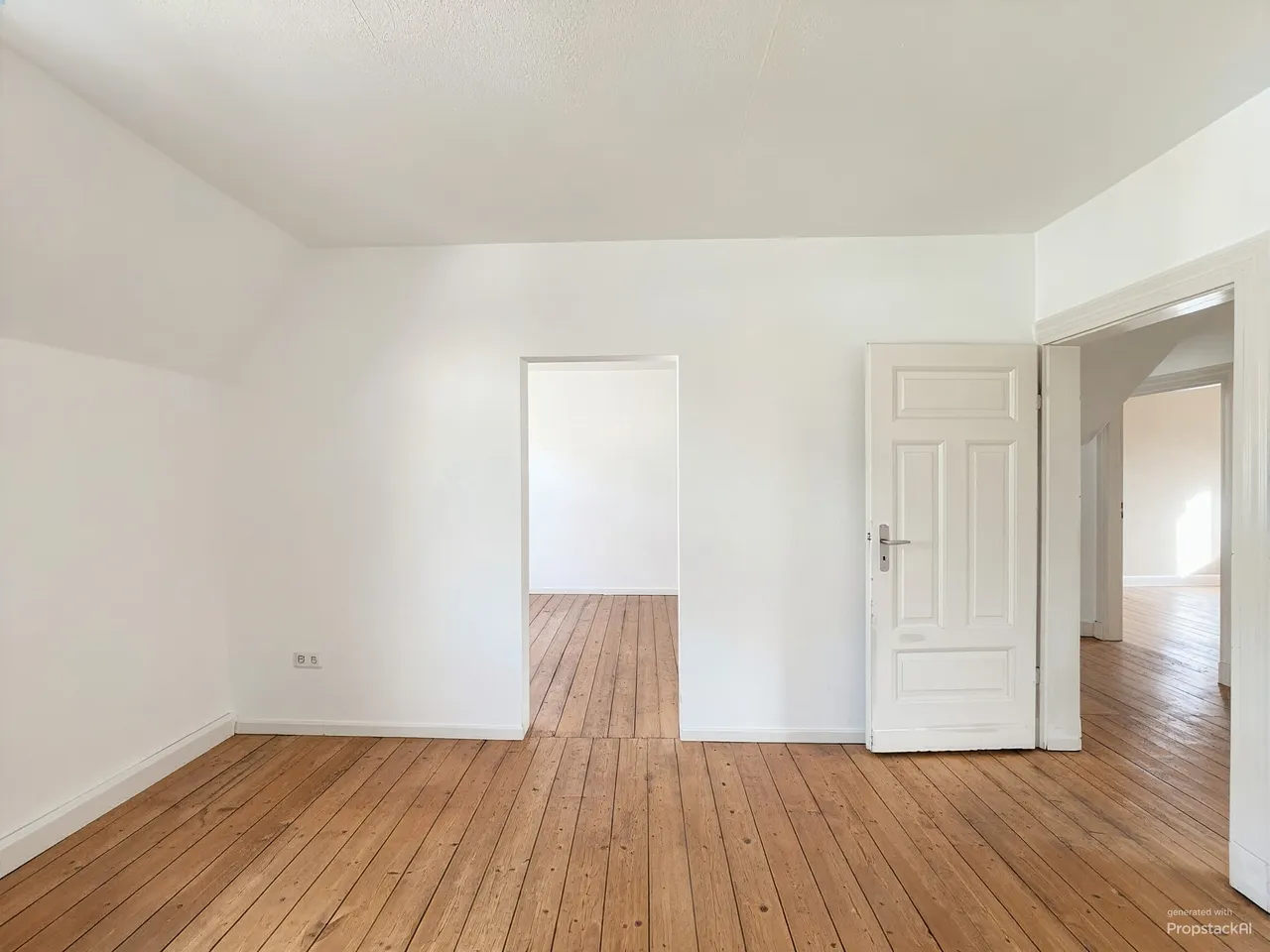 Wohnzimmer / Esszimmer 