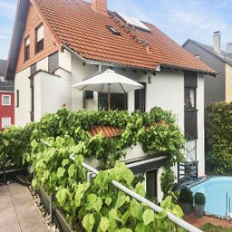 Große Wohnung mit Garten und Praxis im unteren Bonn-Holzlar