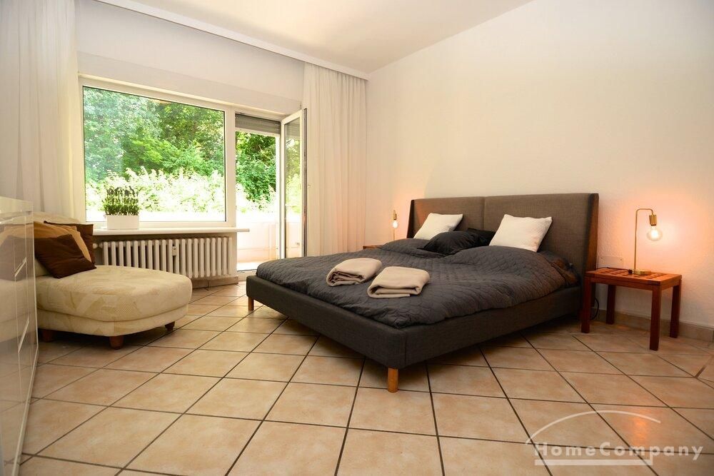 Vollständig möblierte 3,5-Zimmer-Wohnung mit 2 Balkonen und Stellplatz in Berlin-Zehlendorf - Photo 5