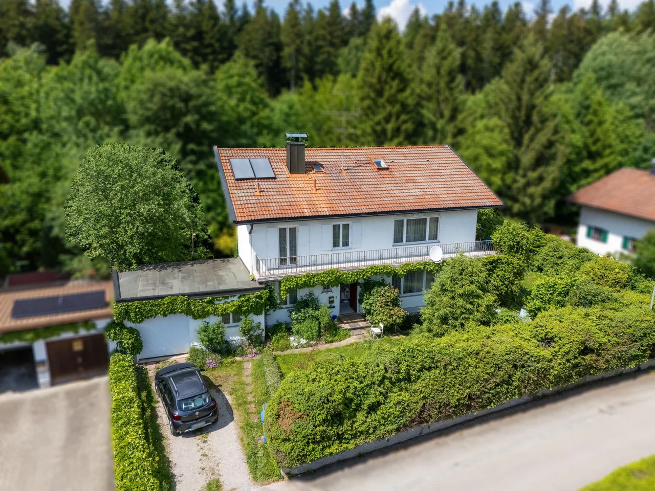 Hausansicht per Drohne