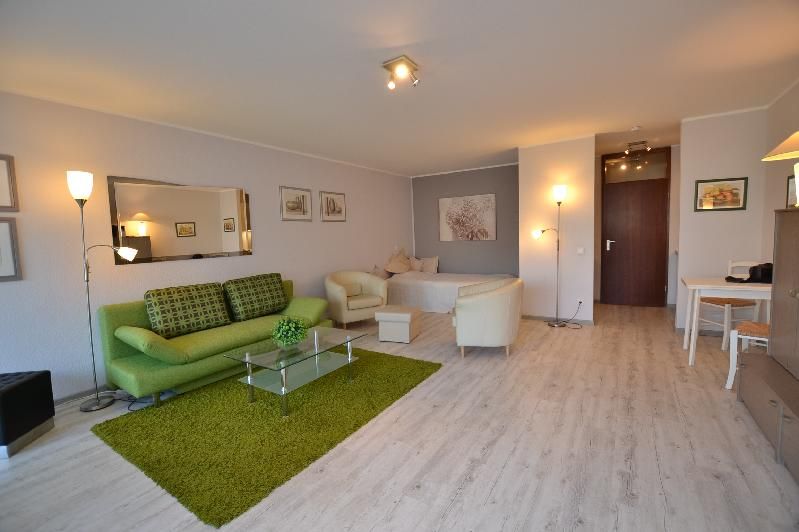 Nah bei Düsseldorf: Vollmöbliertes Apartment - Pool und Sauna im Haus - Erkrath-Unterfeldhaus - Foto 3