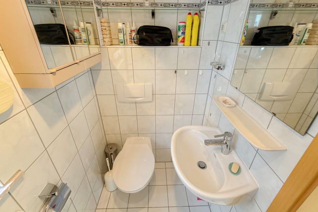 Haus 1 EG Duschbad
