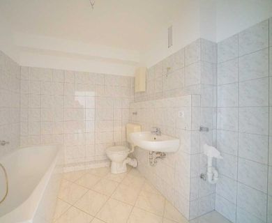 Zentral gelegene 2-Zimmer-Wohnung in Düsseldorf - Photo 1