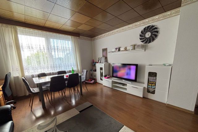 Wohn-/Esszimmer Wohnung 2. OG