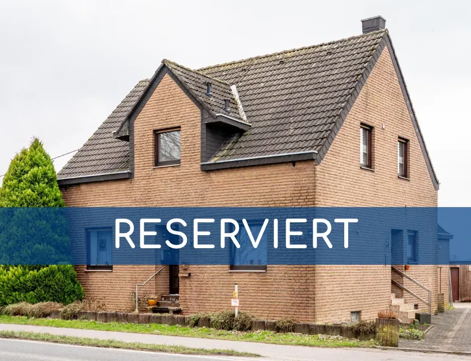 Geräumiges Wohnhaus mit großem Grundstück in Alleinlage am Ortsrand von Kleve – Kellen