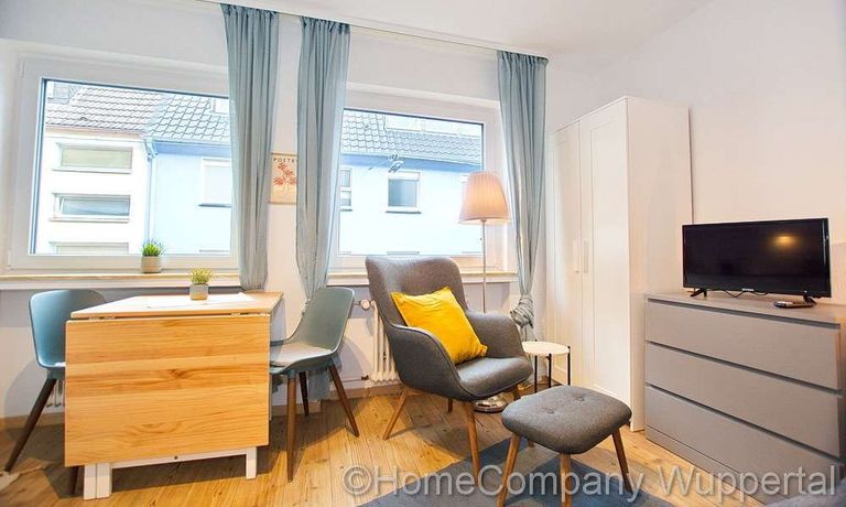 Alles Neu! Stylisches Apartment mit DSL in zentraler Lage! - Foto 2