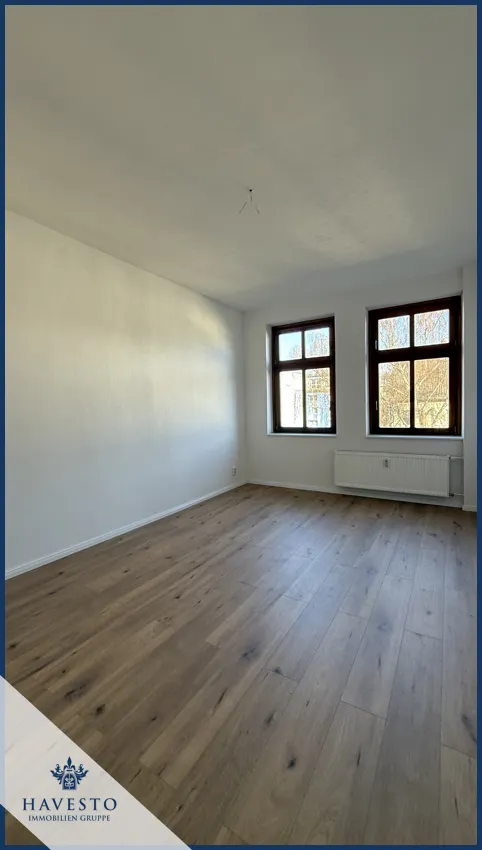 Wunderschöne renovierte 2-Zimmer Wohnung mit Balkon ins Grüne, neuer EBK & hochwertiger Ausstattung! - Photo 2