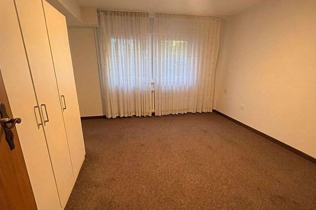 Wohn- Schlafzimmer - (KI generiert)