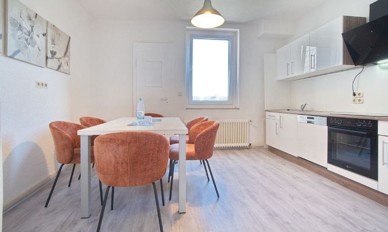 Dining kitchen