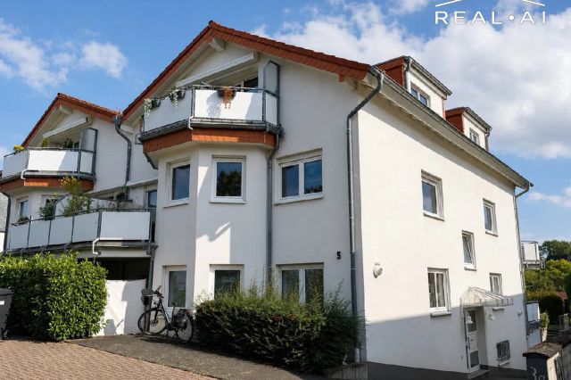 Hausansicht mit KI bearbeitet