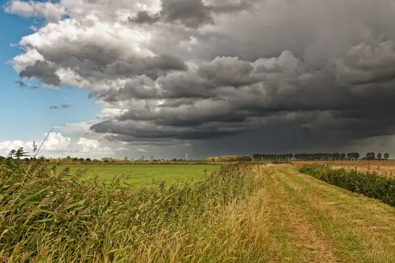 Starkregen: So können Sie Ihre Immobilie schützen