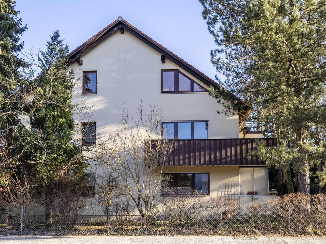 Kleines Mehrfamilienhaus