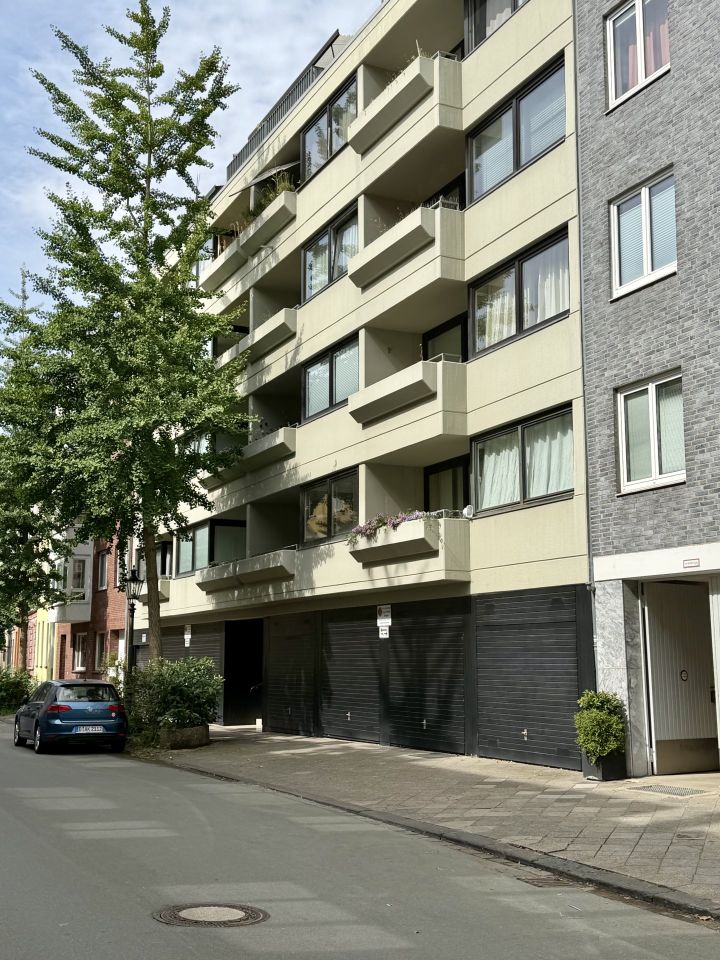 Möbliertes exklusives 1-Zimmer-Apartment in Unterbilk. All-inclusive Miete, sofort beziehbar