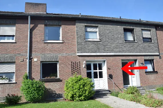 Bezugsfreies Reihenmittelhaus mit Garten und Garage in beliebter Wohnlage von 41334 Nettetal