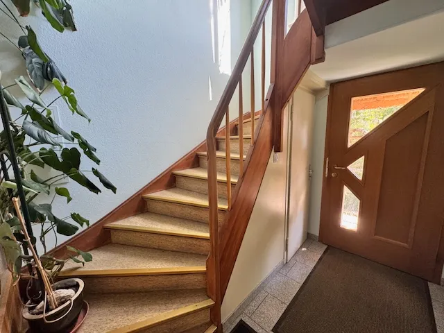 EG | Treppe ins DG