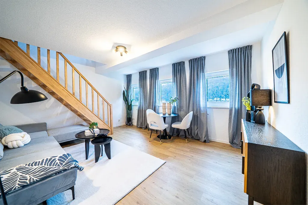 2-Z-Maisonette-Wohnung mit Rheinblick in Lahnstein, opt. mit Carport oder Stellplatz zum Kauf!