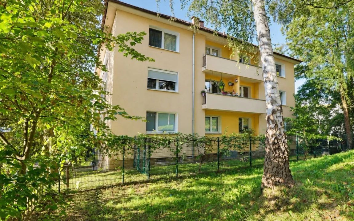 Modernisierte 3-Zimmer-Eigentumswohnung mit Garagenstellplatz in ruhiger, zentraler Lage
