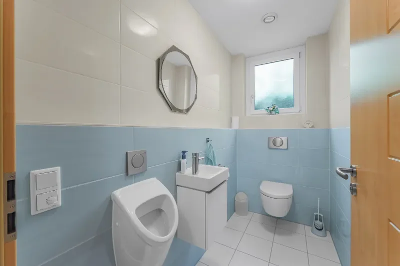 WC im Souterrain