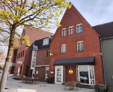 Gepflegtes Wohn-und Geschäftshaus in top Lage