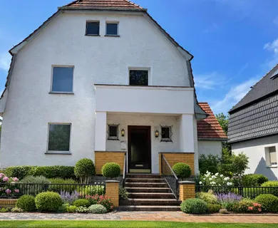 Einfamilienhaus in Fritzlar! Kapitalanlage! Ideal auch als Büro, Praxis oder Kanzlei.Top Lage!
