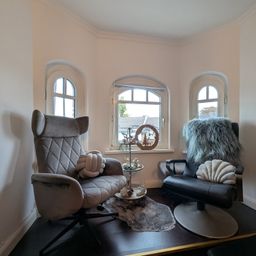 Provisionsfrei – Stilvolle luftig geschnittene Dachgeschoss-Wohnung in Meiderich