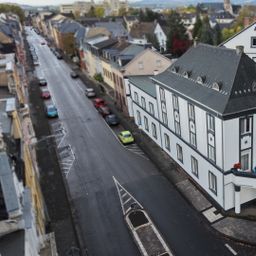 2 vollvermietete Mehrfamilienhäuser mit 15 Wohneinheiten + Ausbaureserve in Stadtlage von Neuwied!