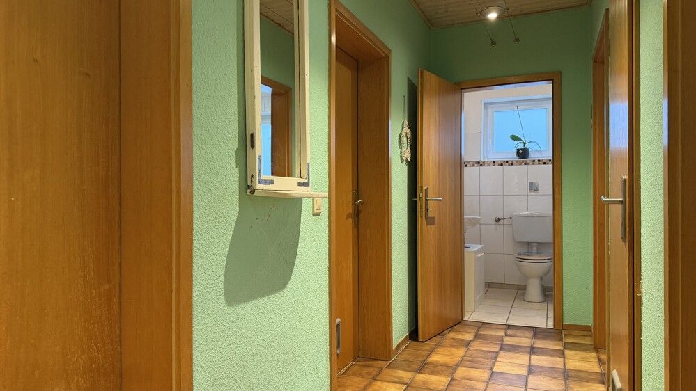 Der Flur im Erdgeschoss führt zum