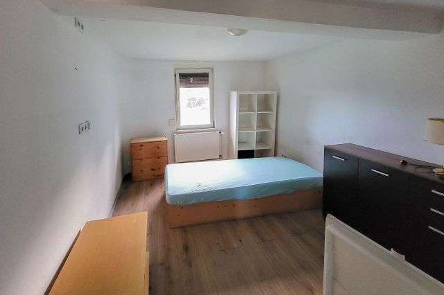 Zimmer 1 OG