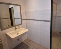 moderne WC-Anlage
