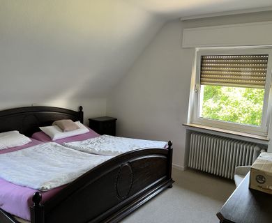 Wohnen im Grünen – Gepflegtes Einfamilienhaus mit Garage und großem Garten - Foto 4