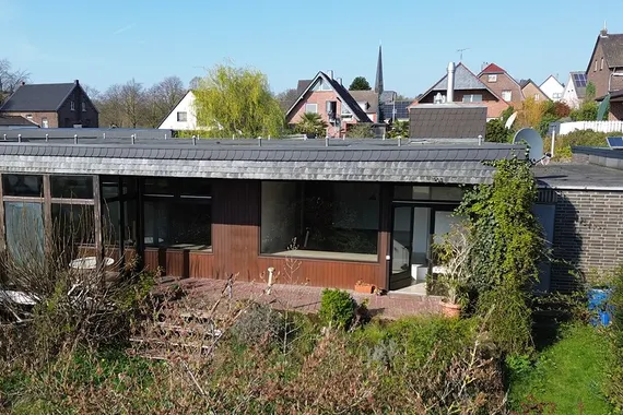 Individueller, sanierungsbedürftiger Bungalow mit besonderem Charme in Toplage von Nettetal-Hinsbeck