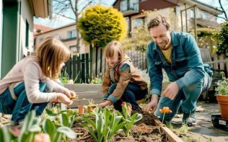 1759389412_Familie-Gartenarbeit-1