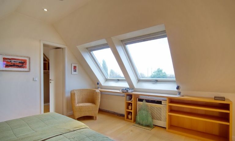 Schlafzimmer mit Blick auf den Rhein