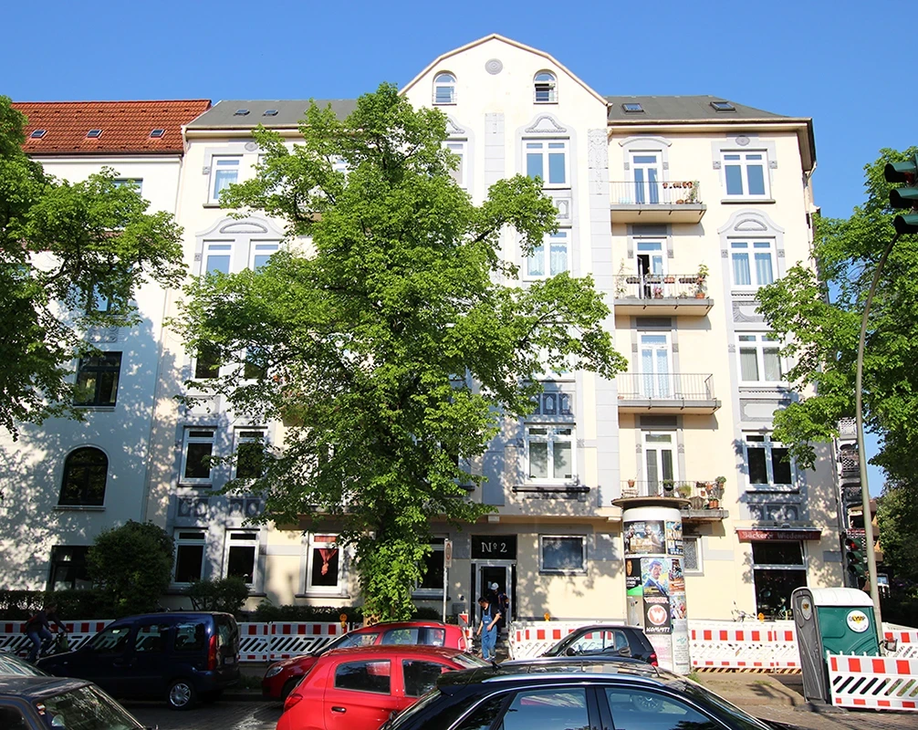 Daimlerstrasse-2 Altbau-Mehrfamilienhaus mit Stuckfassade in Hamburg