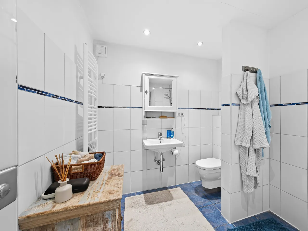 Badezimmer im Erdgeschoss