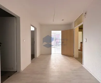 Helle 2-Zimmerwohnung mit kleiner Loggia