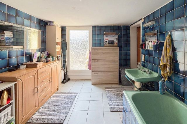 Bad Wohnung 1. OG