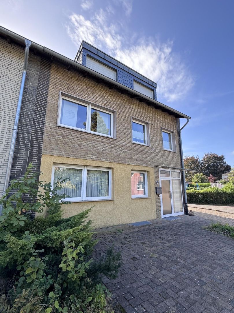 RESERVIERT Ein Haus direkt am Spielplatz- Familien werden begeistert sein!