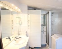 Badezimmer 1. Wohneinheit