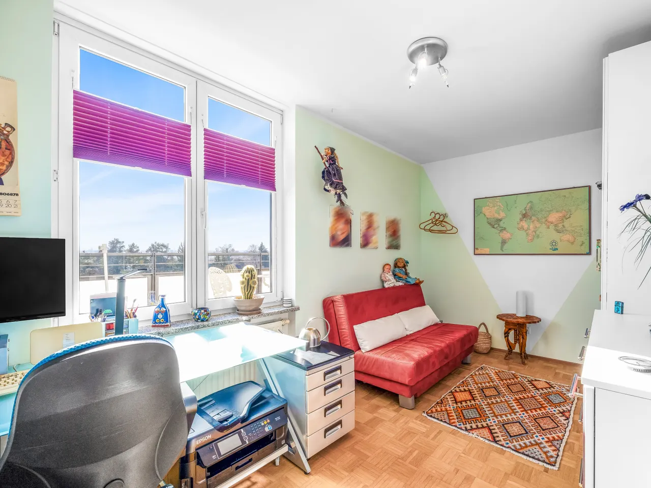 Arbeits- oder Schlafzimmer