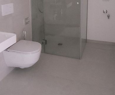 Erstbezug: Moderne 2-Zi.-Wohnung mit Einbauküche in zentraler Lage von Leichlingen - Photo 4