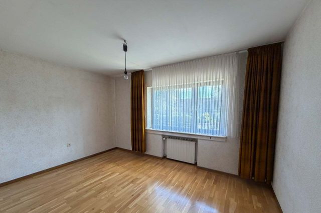 Kinderzimmer EG