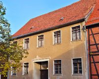 Ansicht Gemeindehaus - Wohnhaus