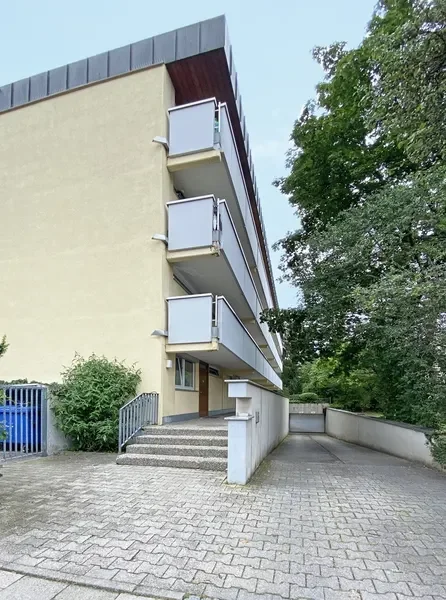 Charmante 2-Zimmer-Dachgeschosswohnung mit herrlicher Südterrasse