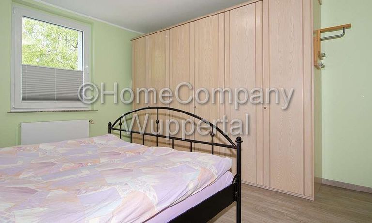 Kleiderschrank