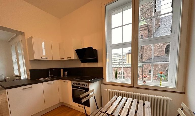 K&uuml;che und Essbereich