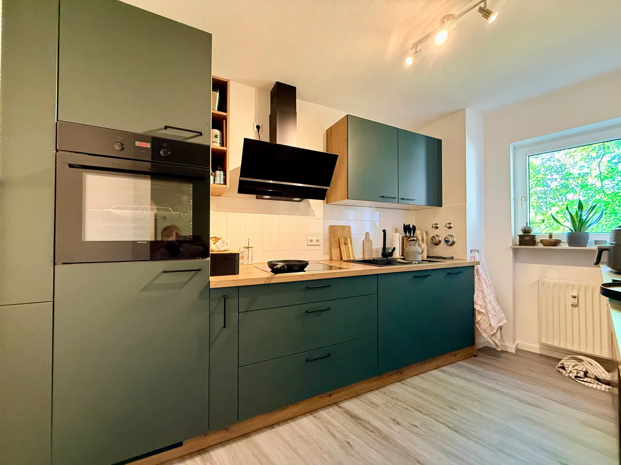 gepflegte 2,5 ZKB/Balkon-Wohnung mit Einbauküche - Photo 3