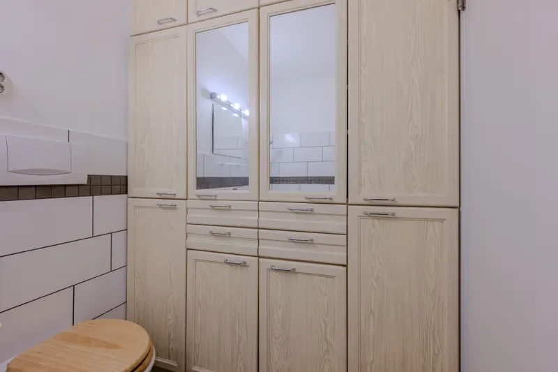 Badschrank