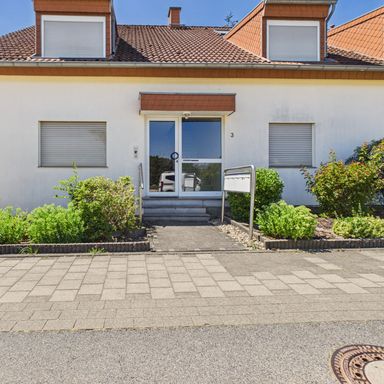 Charmante Maisonettewohnung mit Balkon und Stellplatz.. Vermietet!