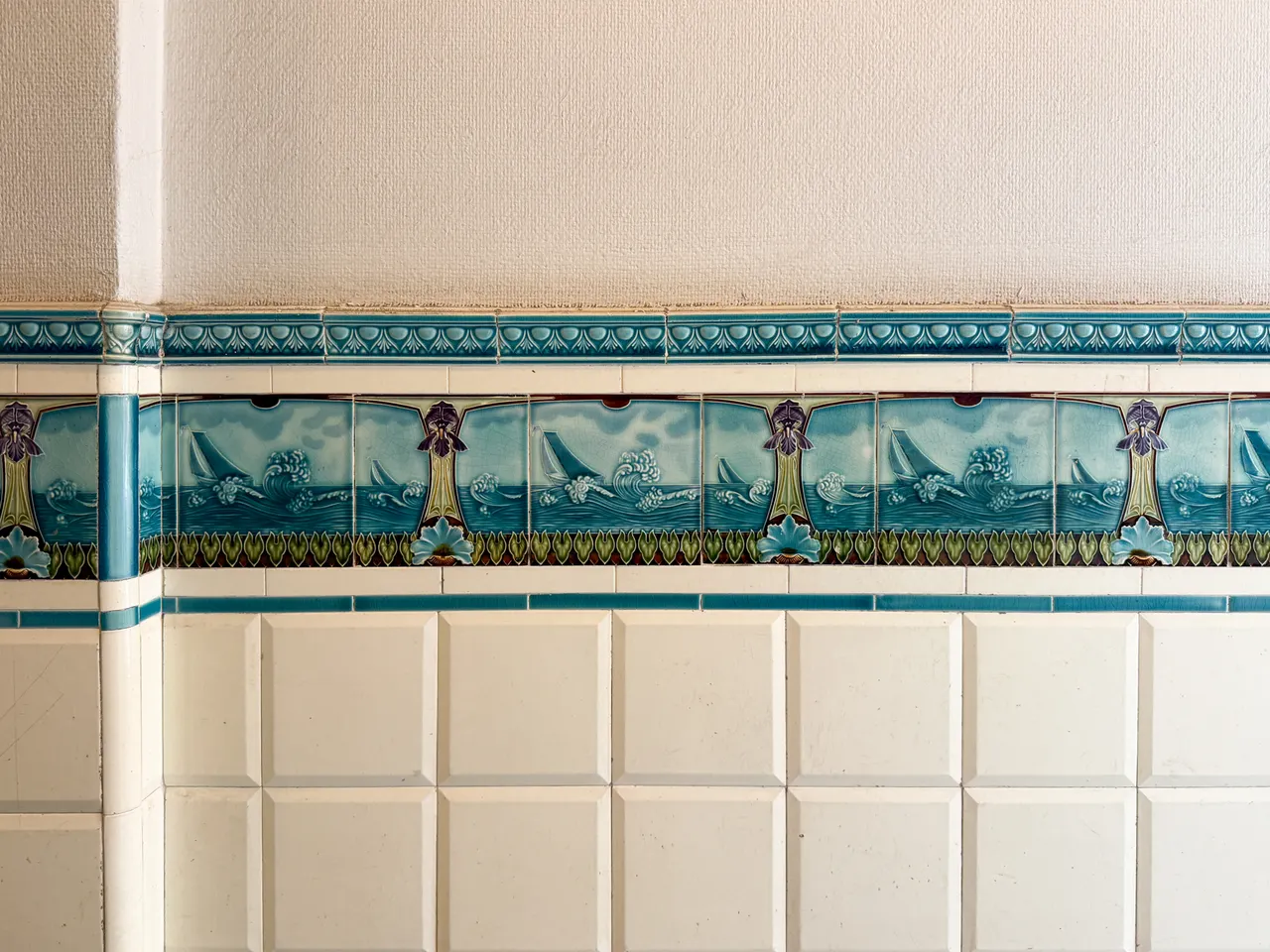 Maritime Details im Treppenhaus